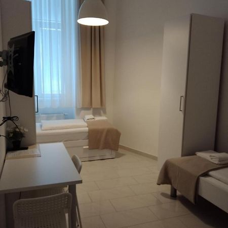 CH-Hotel Luka Budget Wien Exteriör bild