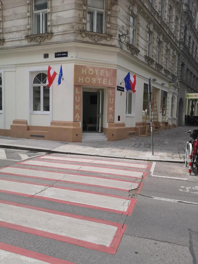 CH-Hotel Luka Budget Wien Exteriör bild