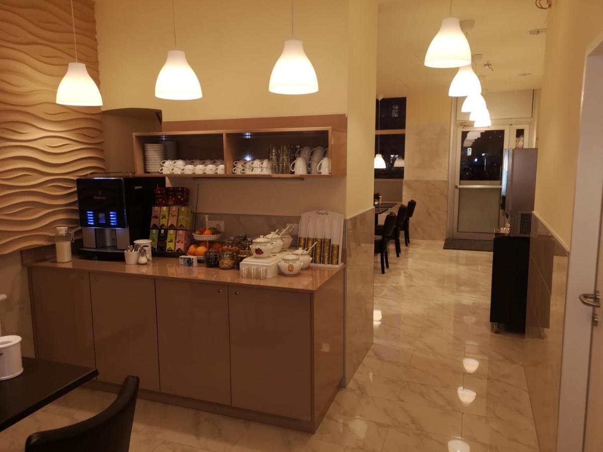 CH-Hotel Luka Budget Wien Exteriör bild